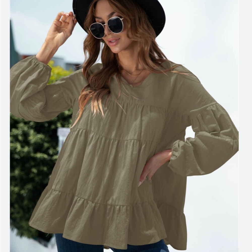 Express Green Tiered Long Sleeve Blouse